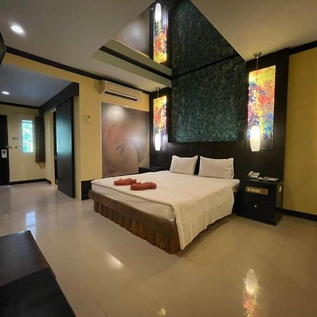 Baankaew Resort Pattaya Bagian luar foto