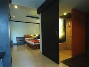 Baankaew Resort Pattaya Bagian luar foto